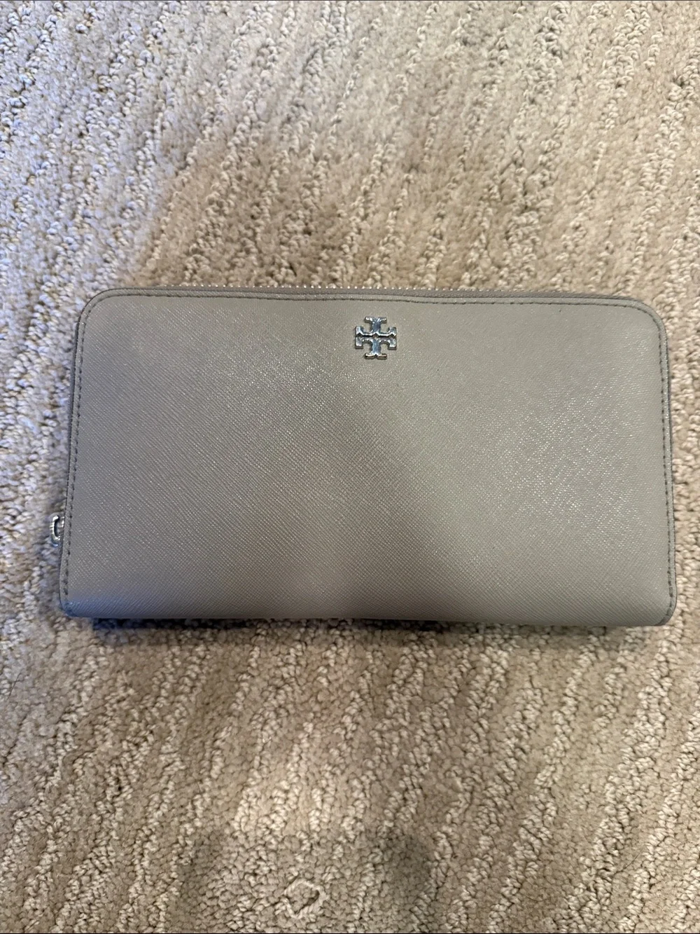 Tory Burch Silver-Gray Zip-Around Saffiano Wallet